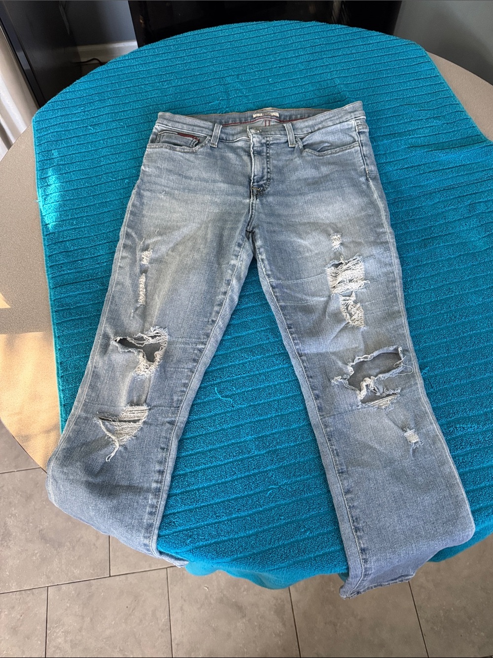 Tommy Hilfiger Light Blue Distressed Women's Jeggings